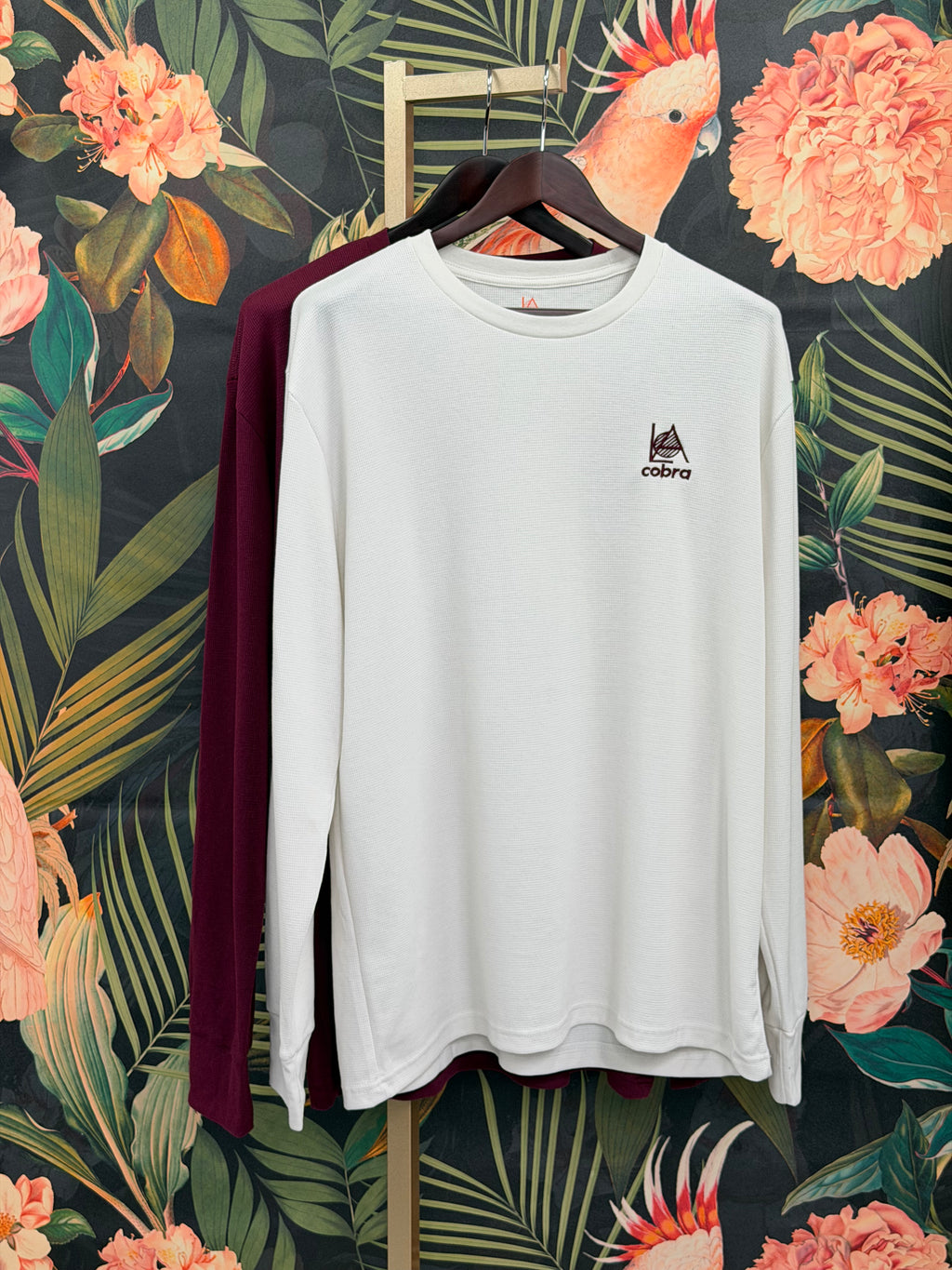 Embroidered Thermal sport mark Bone